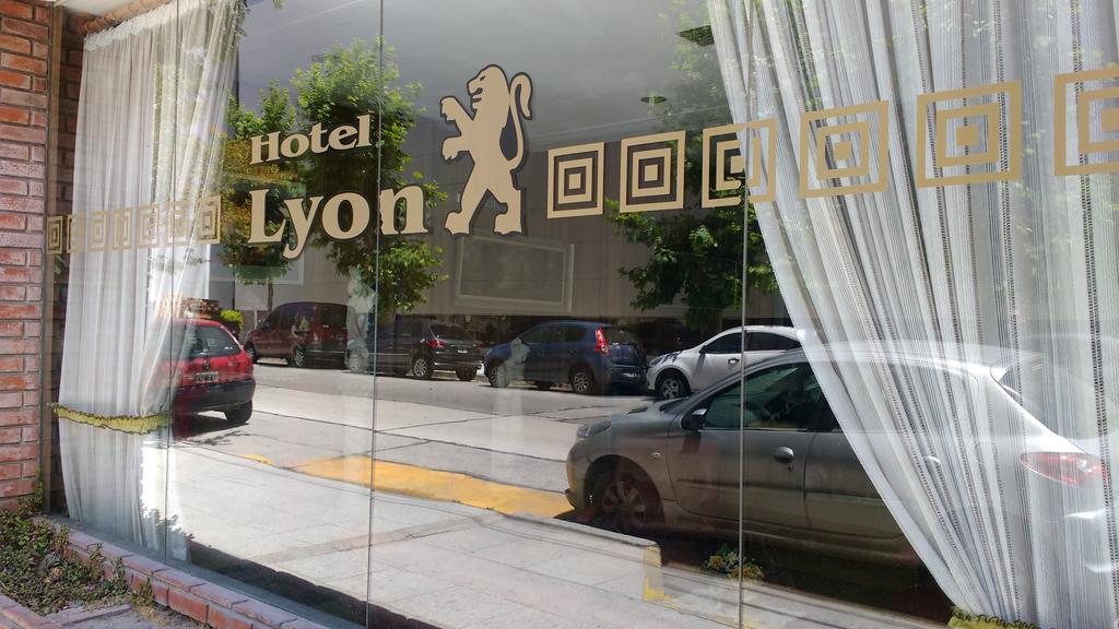 Hotel Lyon Мар дел Плата Екстериор снимка